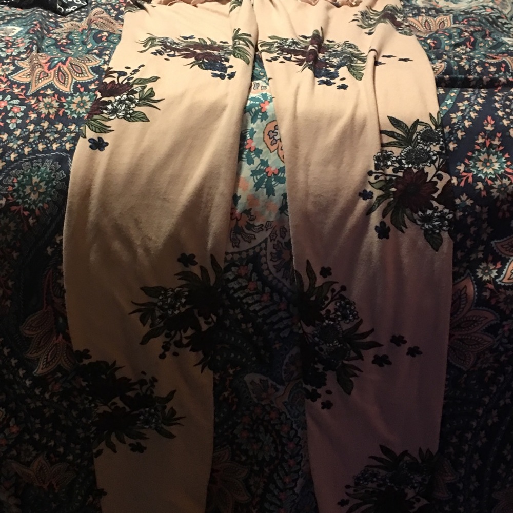 Cute Booty Lounge Leggings